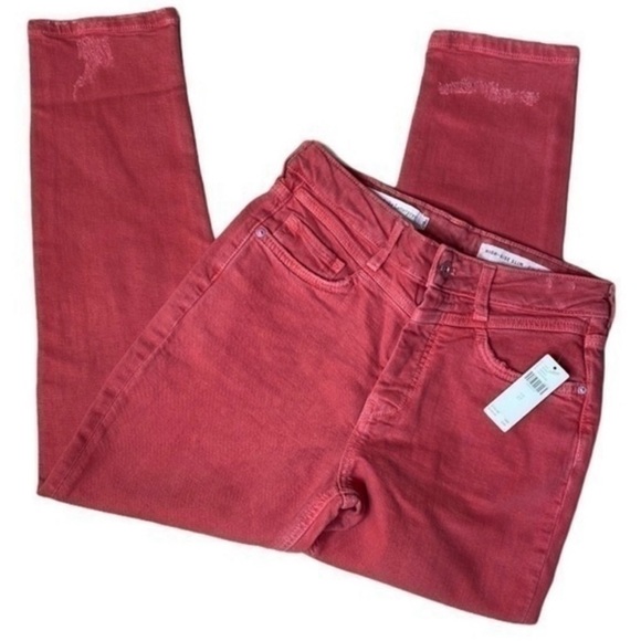 Pilcro High-Rise Slim Straight Jeans Red Denim 27 - Picture 4 of 13